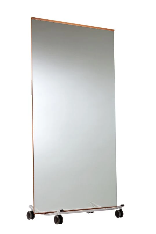 Tanzspiegel, Fahrbar 1 Tanzspiegel, Fahrbar