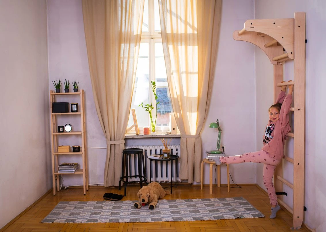 BenchK® Sprossenwand 111 Mit Klimmzugbügel 4 BenchK® Sprossenwand 111 Mit Klimmzugbügel – Bild 4